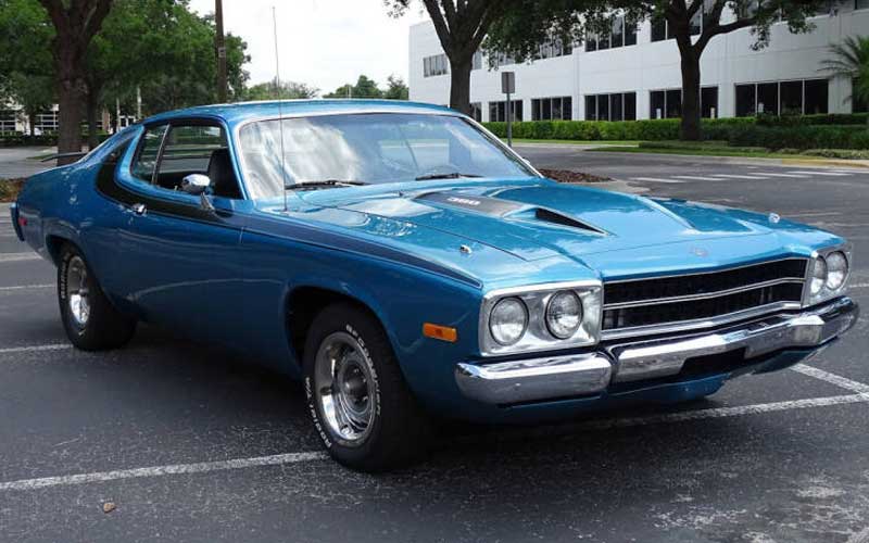 Chevrolet Chevelle Vs Plymouth Roadrunner - Carsforsale.com®