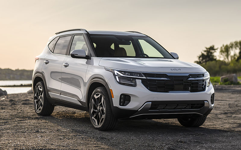 Head-to-Head: 2024 Kia Seltos vs 2024 Subaru Crosstrek - Carsforsale.com®